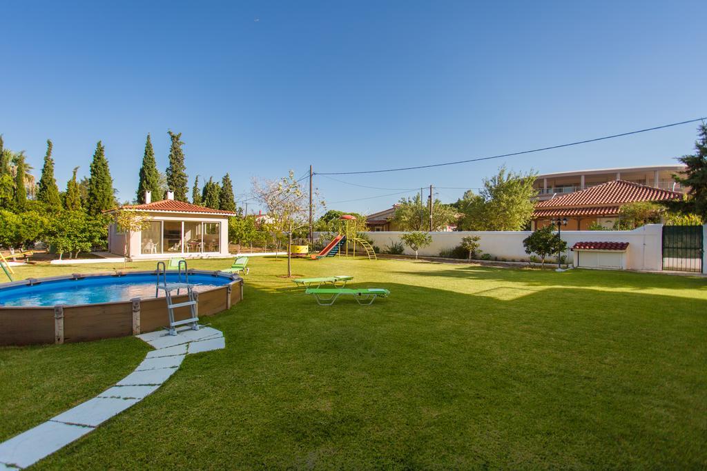 Marathon Beachside Villa 100M From The Beach 스키니아스 외부 사진