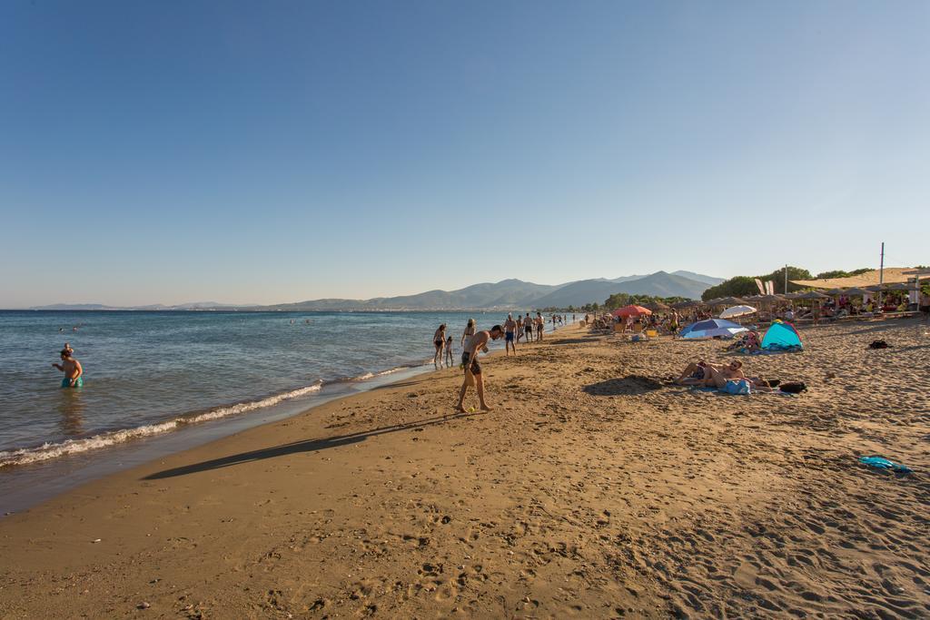 Marathon Beachside Villa 100M From The Beach 스키니아스 외부 사진